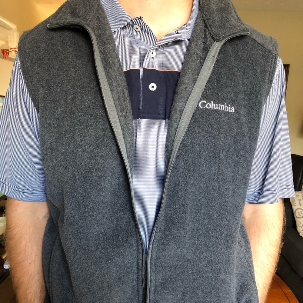 Columbia Fleece Vest (Gray)